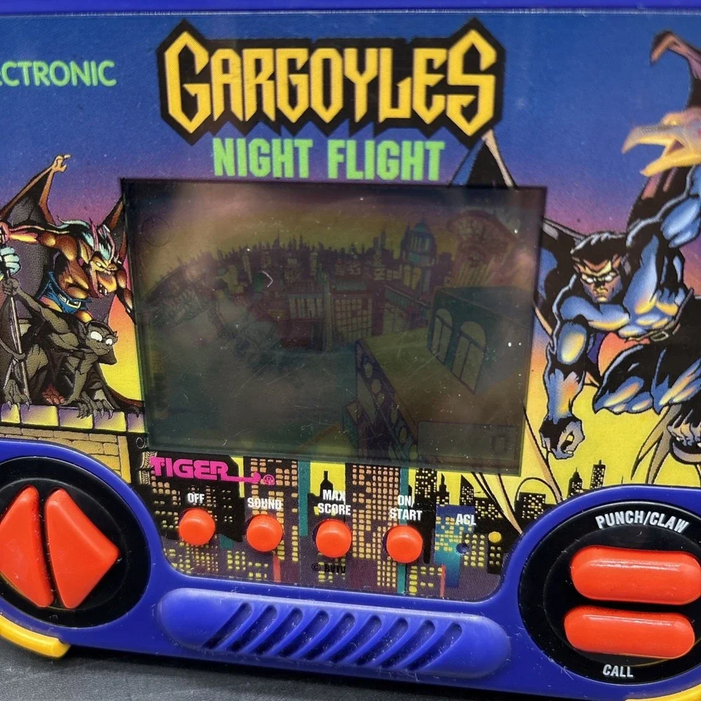 Vintage 1990 Tiger Electronics Gargoyles Night Flight Handheld Game #P37 WORKS!